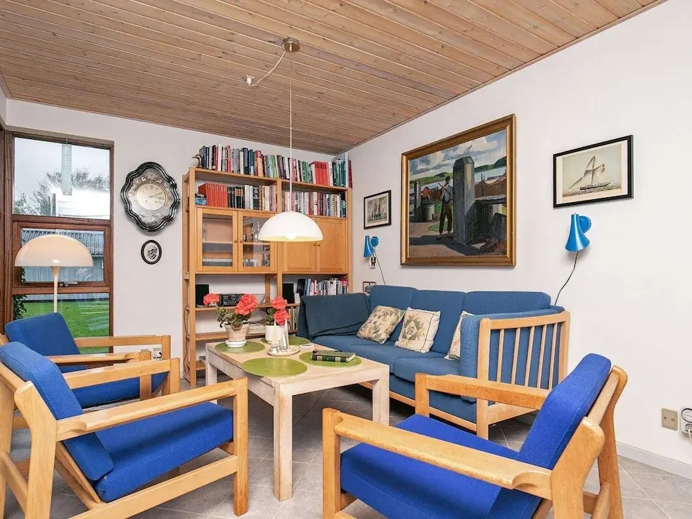 Cozy Holiday Home in RÃ¸dby With Beach Nearby
