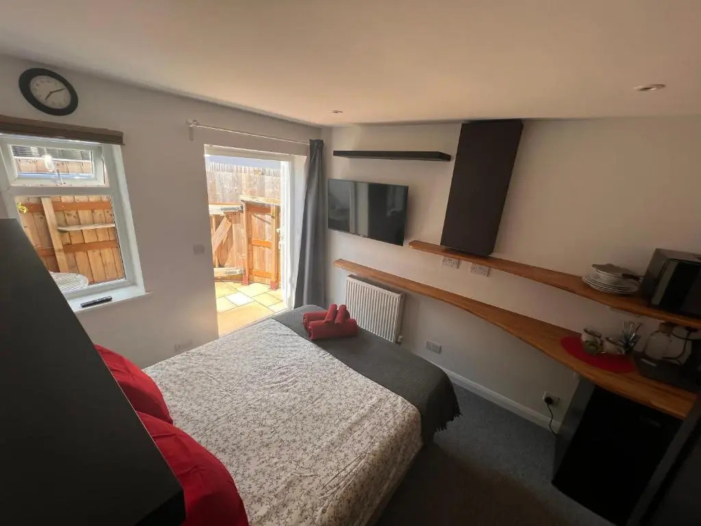 Larmins Room