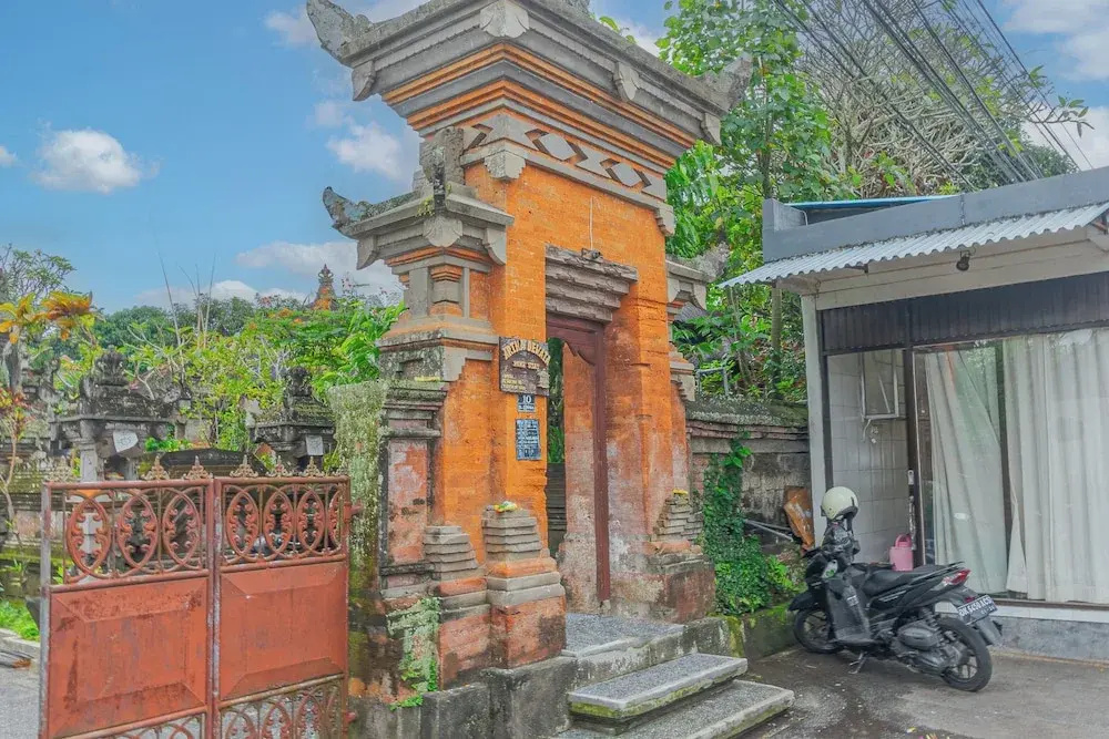 Artha Dewata Home Stay