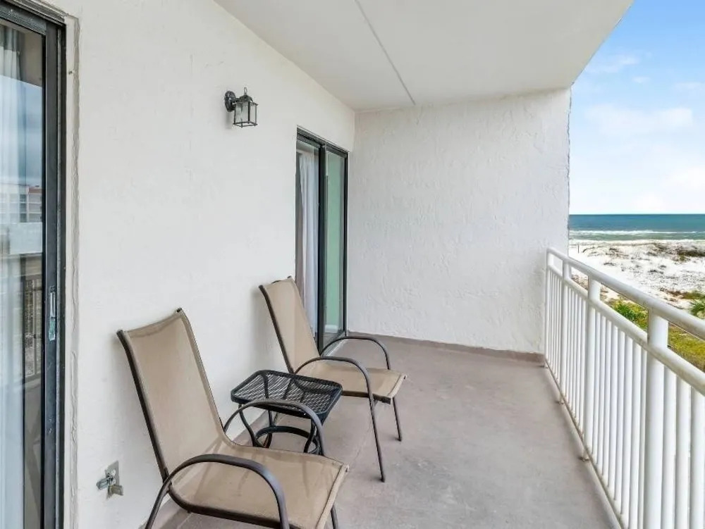 Sugar Beach 257 2 Bedroom Condo by Redawning