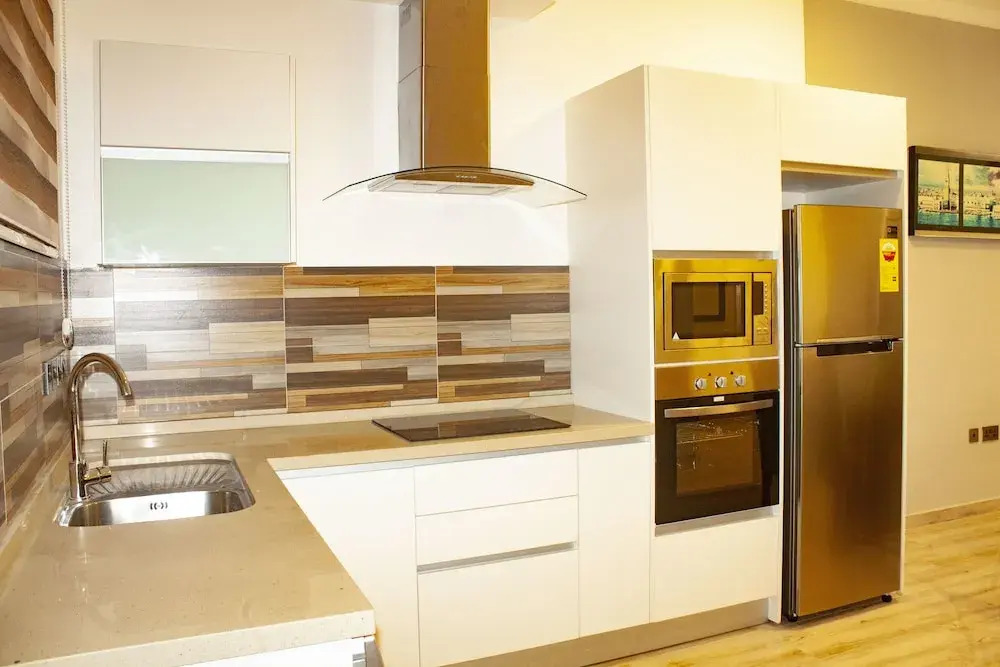 Emerald Suites