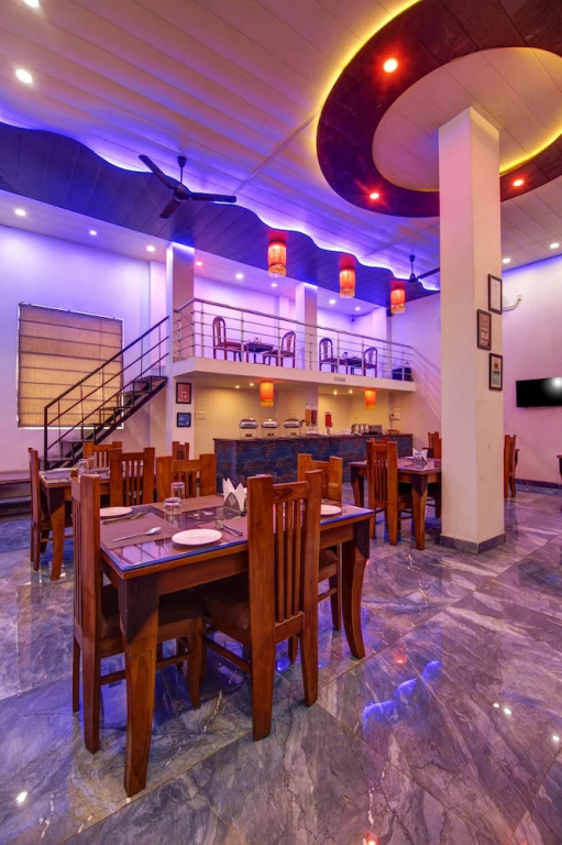 Gracious by Vishesh Hotels & Home Stay