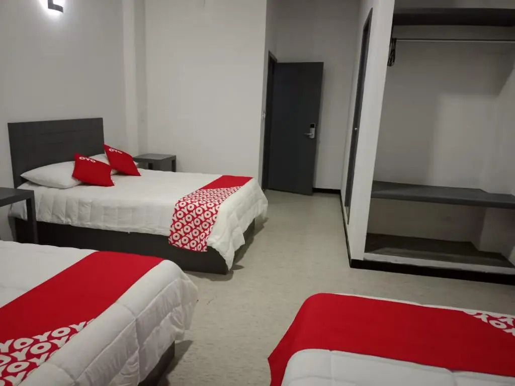 Hotel Puerta del Sur