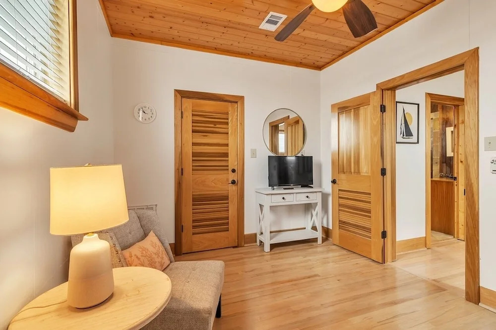 The Sandcastle 4 Bedroom Home by RedAwning