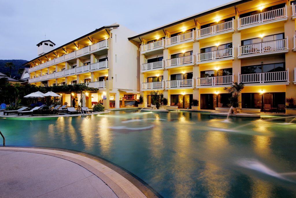 Thara Patong Beach Resort & Spa