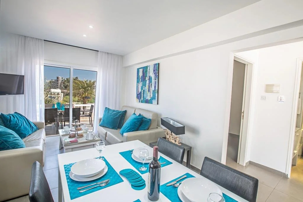 Nicholas Seaview Apartments