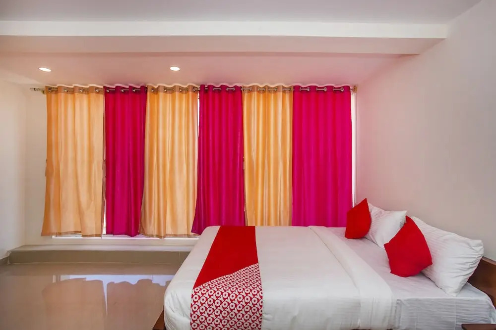 Hotel O Paradise Inn