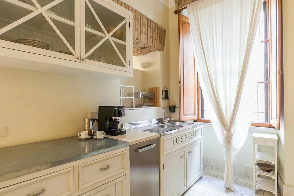 Charming and Enjoyable Flat few Steps From Vatican