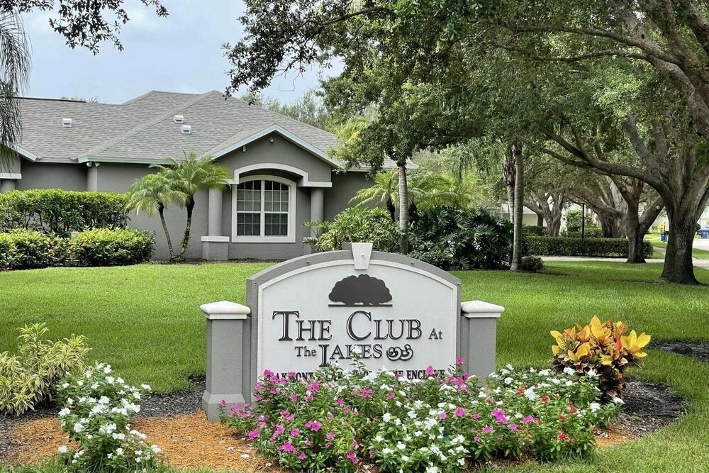 9151 Kings Cove Ct