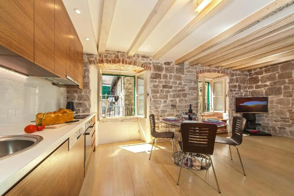 Luxury San Giovanni Apartments