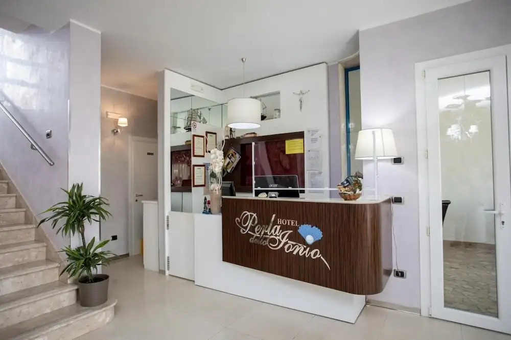 Hotel Perla Dello Ionio