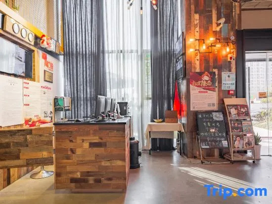 Qingteng Yisu Hotel (Beilun Yintai Chengzhonghe Road Subway Station Store)