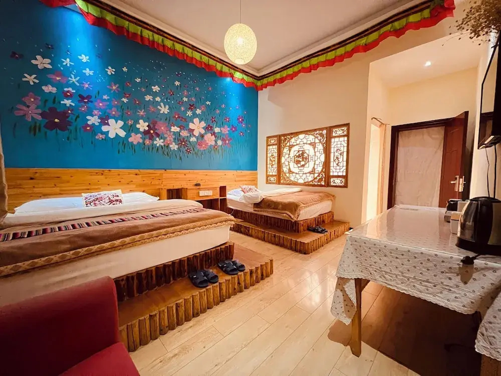 Shangri-La Xinjiapo Boutique Homestay (Dukezong Ancient City Branch)