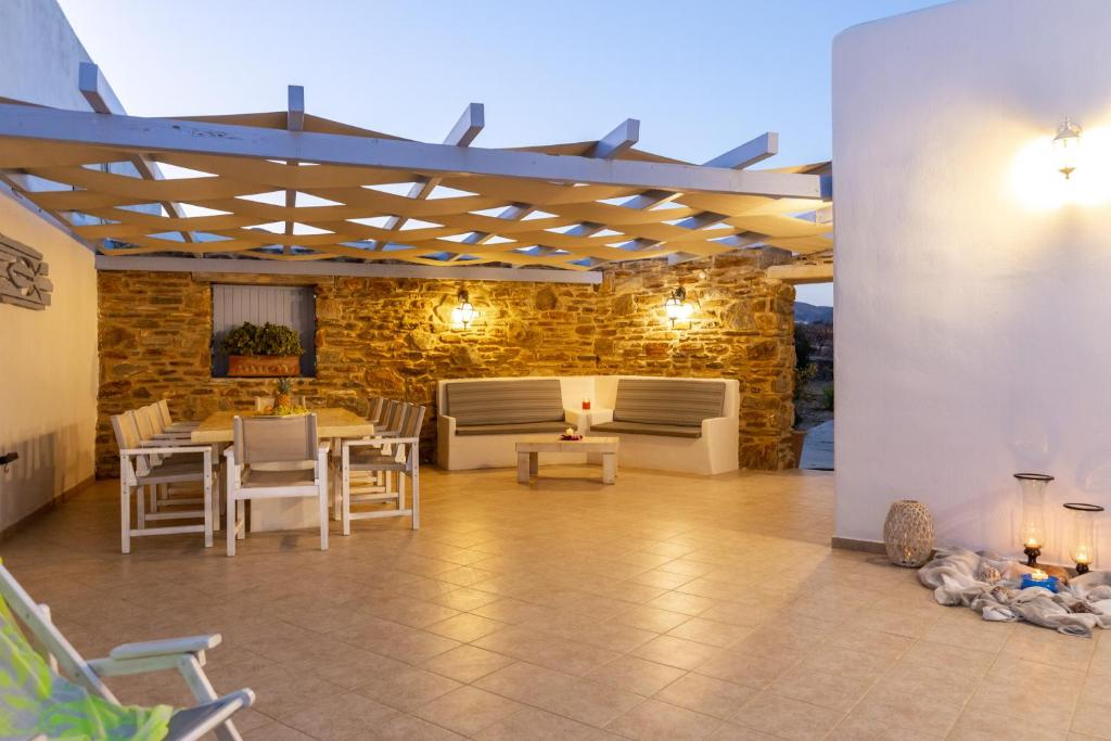 Crystal Villa III