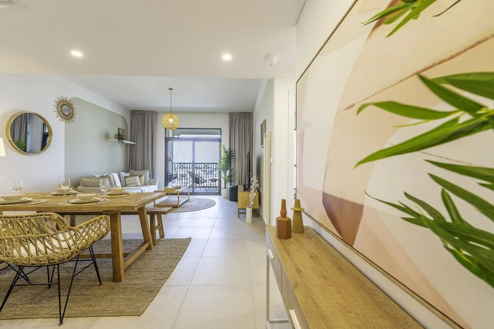 Monty - Beach Life Boho 1BR with Burj Al Arab View