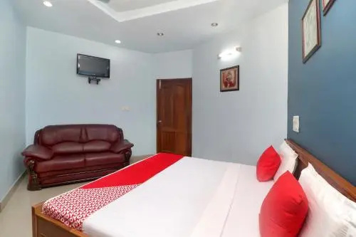 Jps  by OYO Rooms