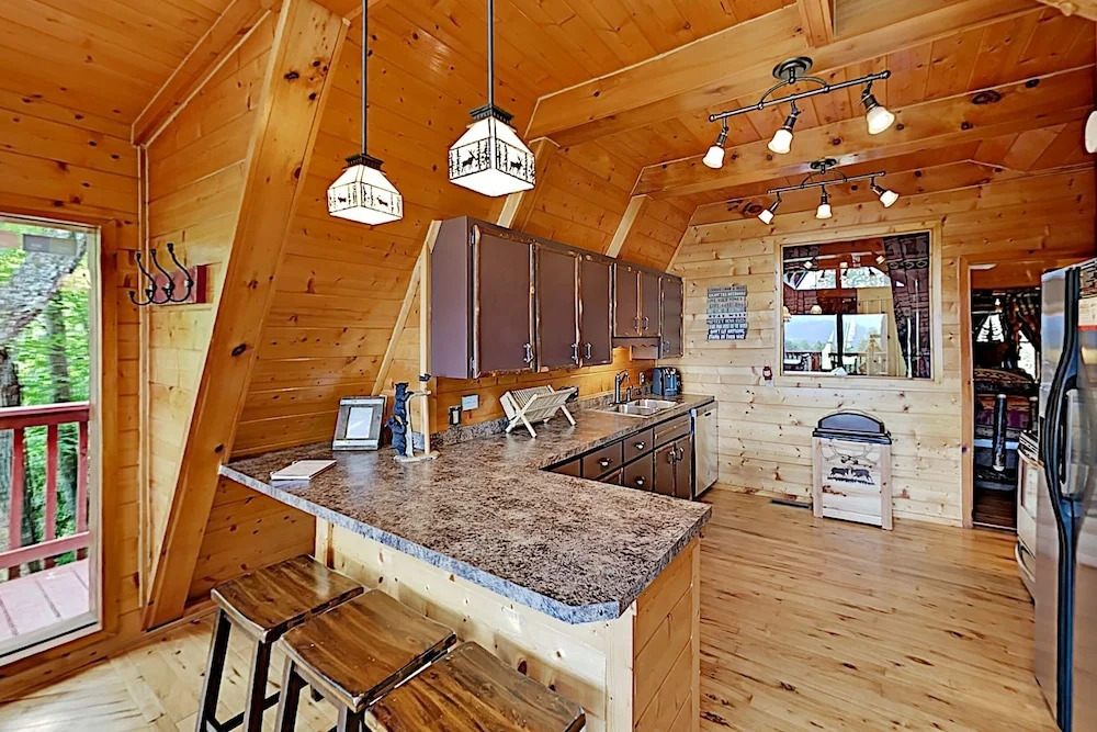 1535zuri 3 Bedroom Home