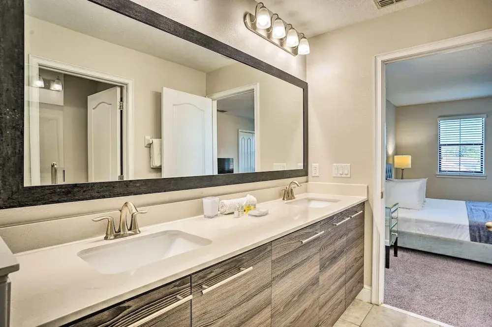 Modern Haines City Home w/ Pool & Lanai