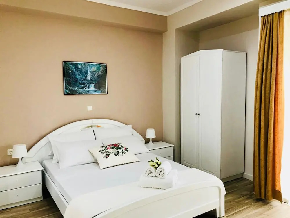 Joy Hotel