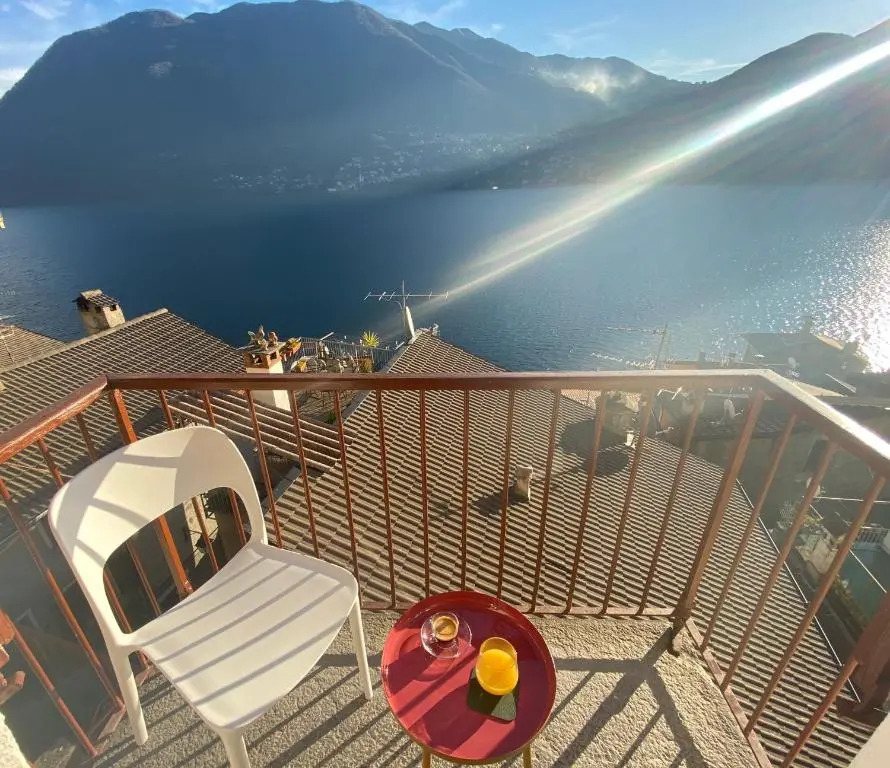 Via Scale Apartments, Lake Como, Brienno