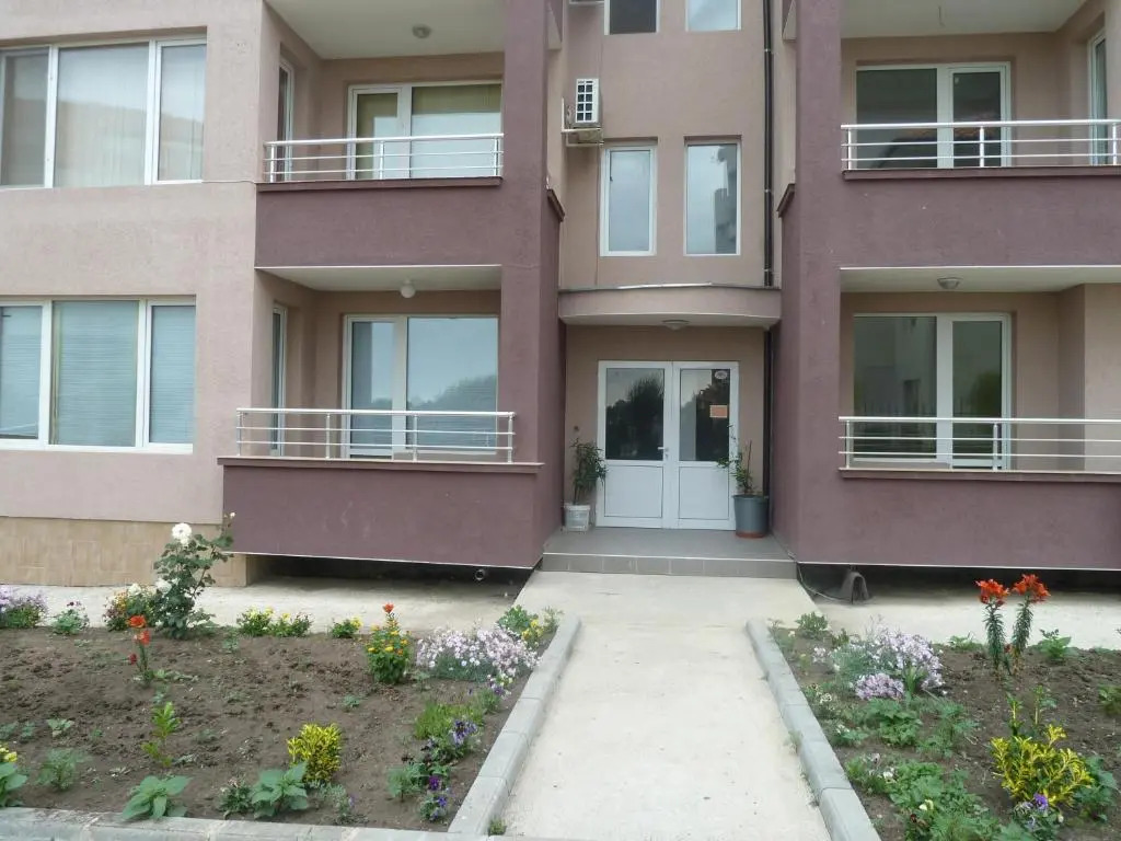 Dimitrov Apartments