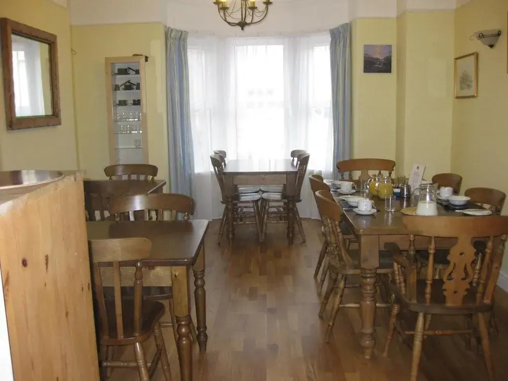 Acorns Guest House