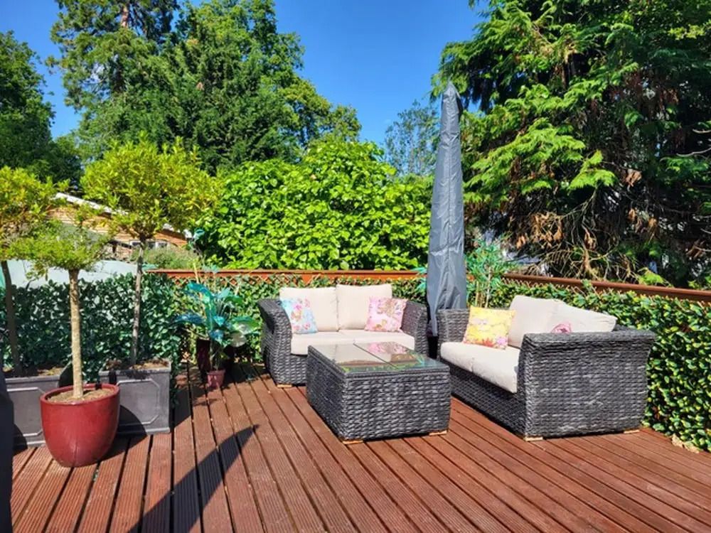 3 Bed House - Sleeps 5 - Sauna - Garden - Gym