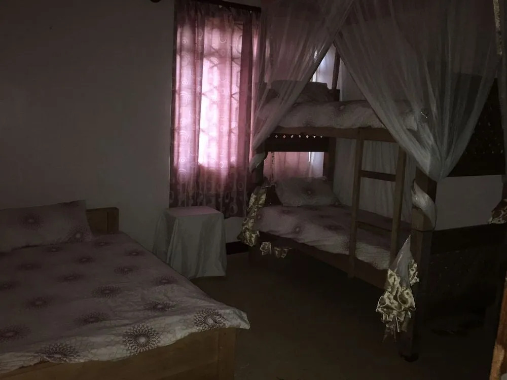 Footprints Hostel