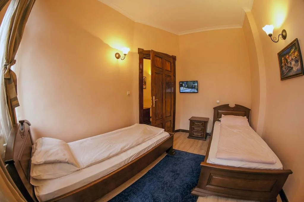 L'Opera Guest House
