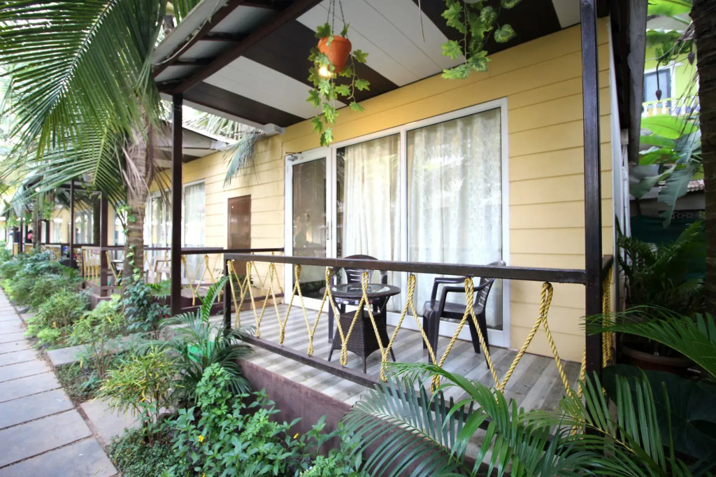 OYO 10142 Retreat Morjim Resort