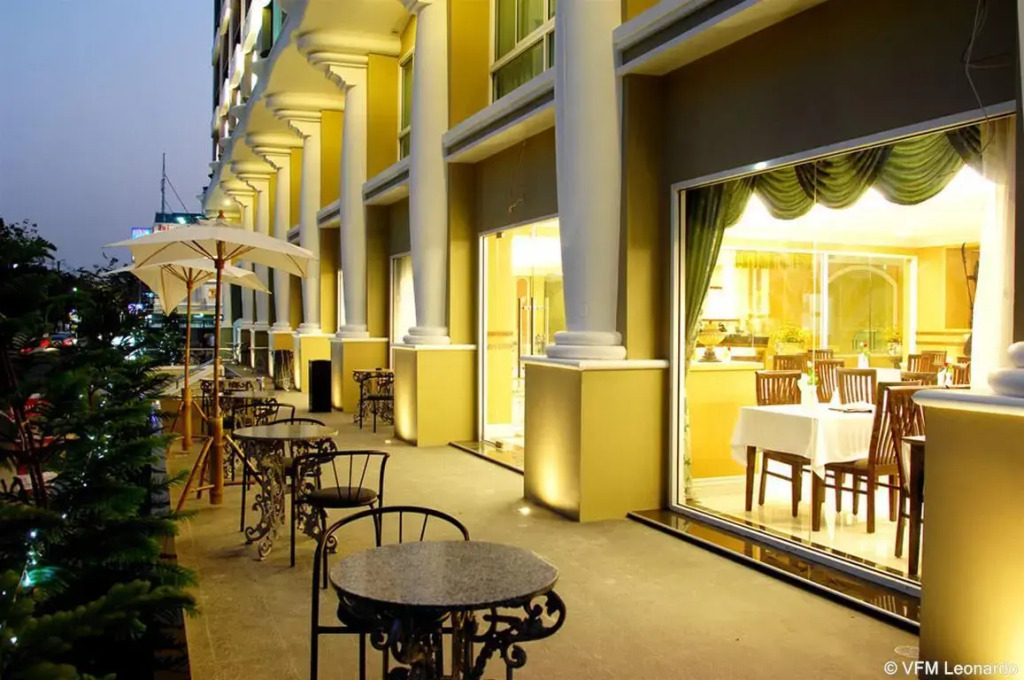 Metro Point Bangkok