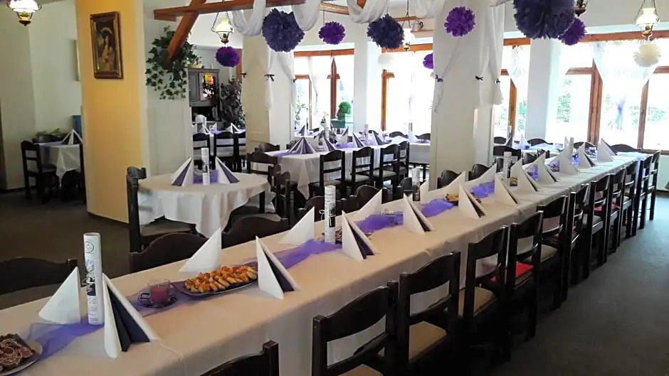 Hotel Maxov