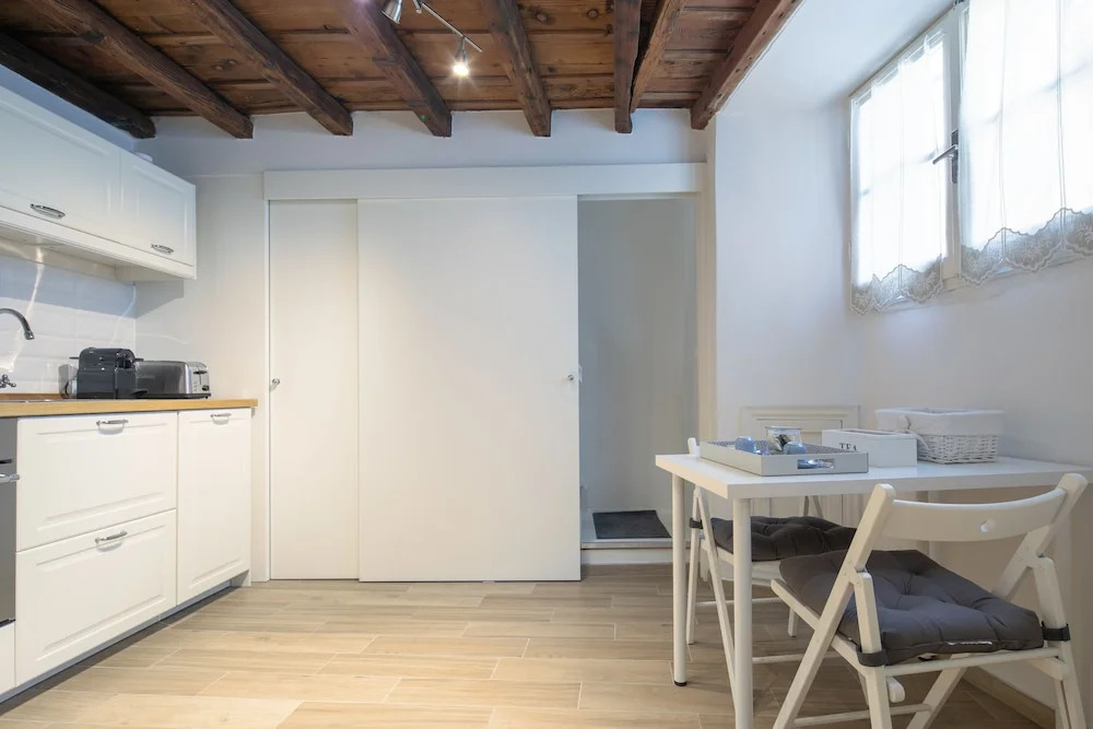 Acacia Your Home In Florence