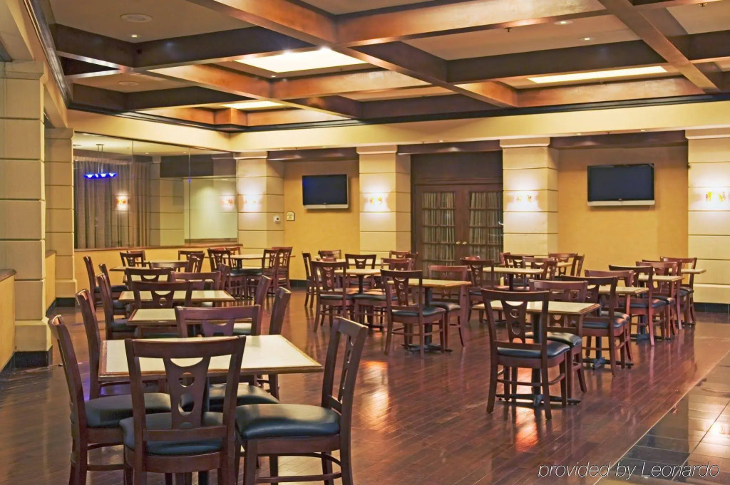 Holiday Inn Express Hotel & Suites Irving DFW Airport North by IHG