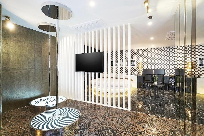 Konkuk University Boutique Nine