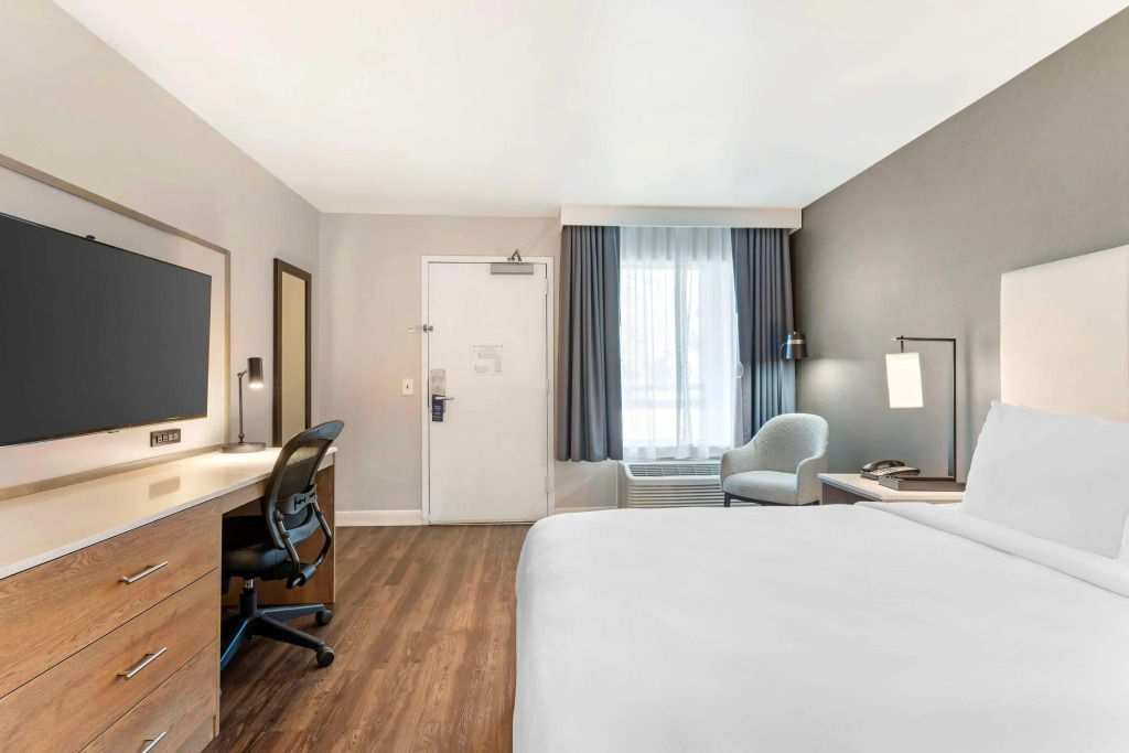 Best Western Plus Rancho Cordova Inn