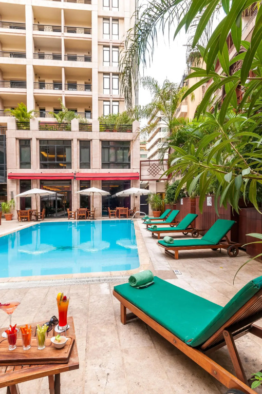 Le Commodore Hotel