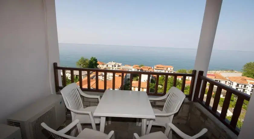 Hotel Manos
