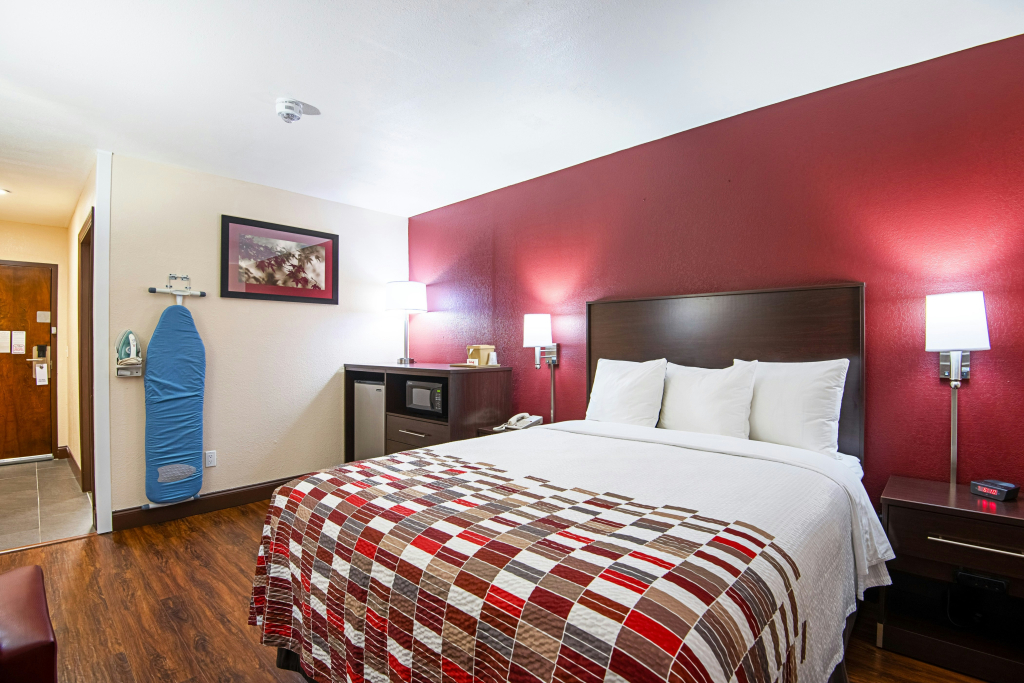 Red Roof Inn Cameron