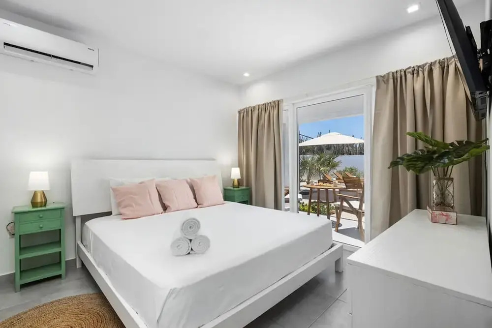 Newly Built Private Pool 3BR Parking Wi-fi