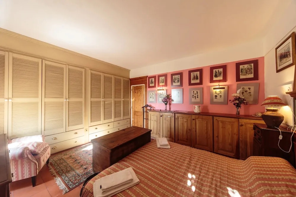 Shepinetree - Capela House