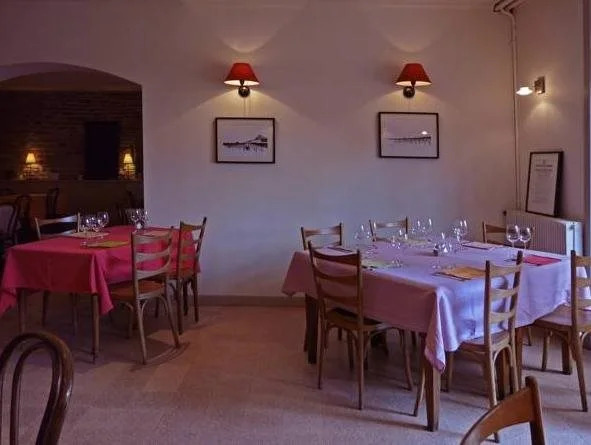 Hôtel Courtille de Solutré