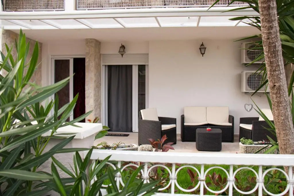 Lady Tania Apartment