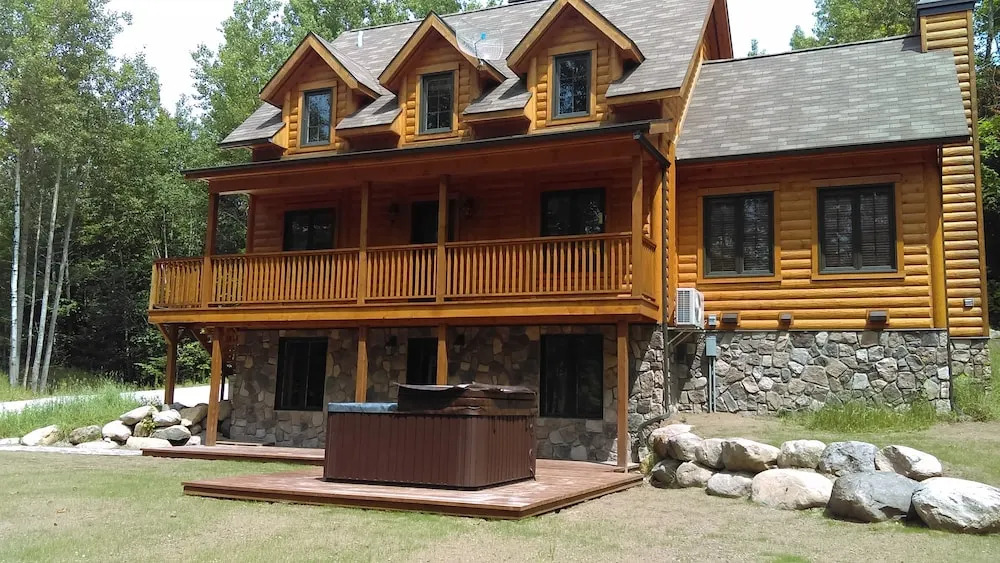 Selenia Lodge- Résidences et Chalets dans les Laurentides
