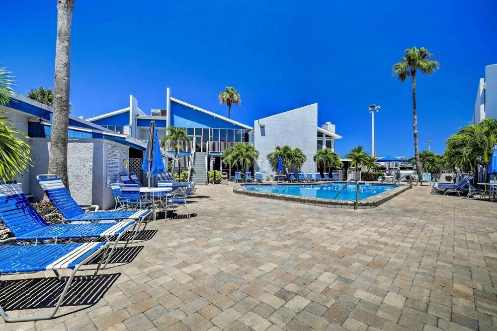 Sand, Sun & Poolside Fun! Madeira Beach Retreat