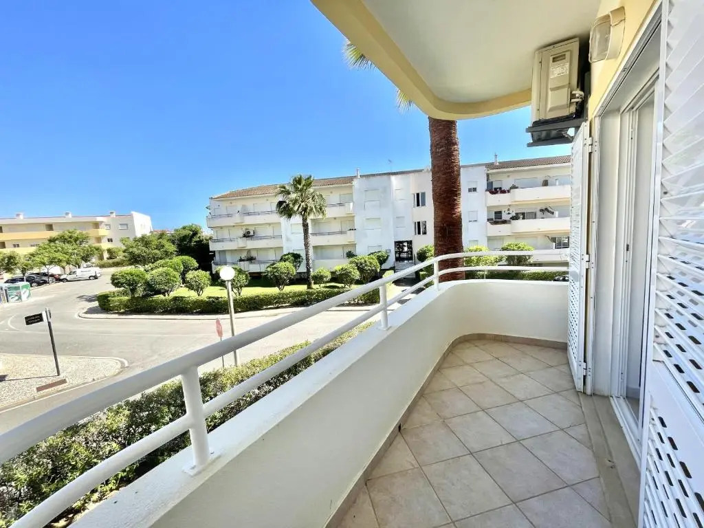 Amazing 1 bedroom apartment near Marina