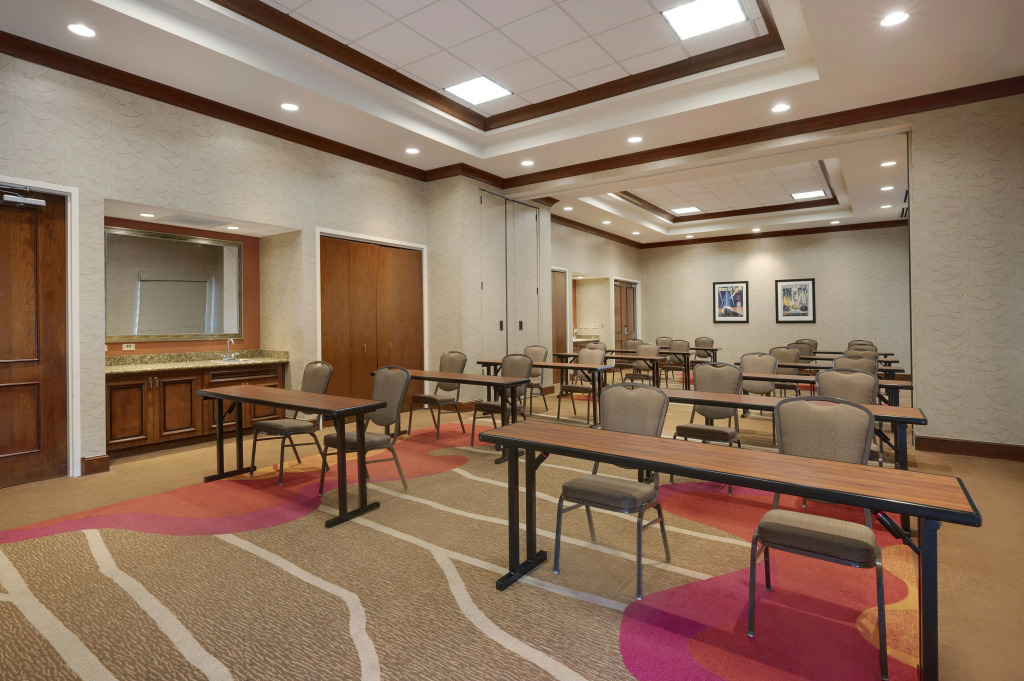 Hilton Garden Inn Chicago/Midway Airport