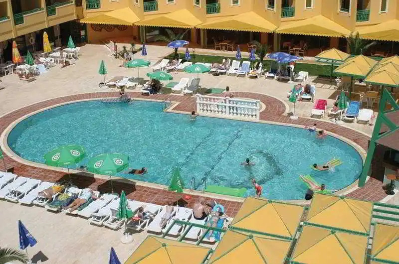 Esra Hotel & Family Suite