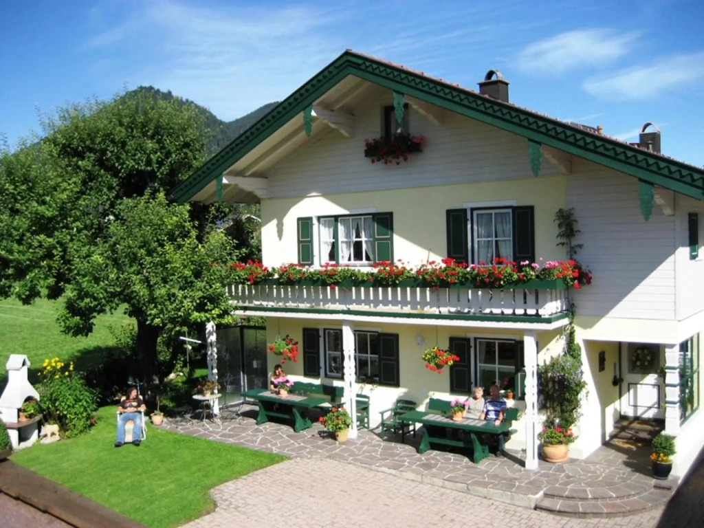 Gästehaus Burghartswieser inkl. Chiemgaukarte