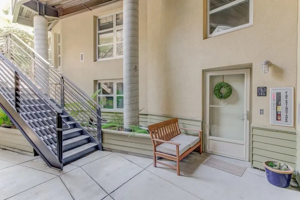 Spear Street Unit #122 - 2 Br Condo